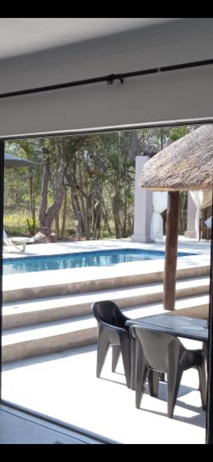 Wild Goose Hotel Marloth Park Exterior photo